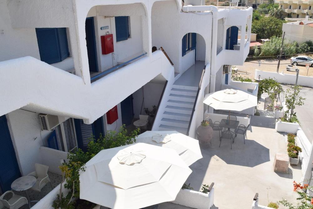 Attica Hotel Ephie Vathi  Exterior photo