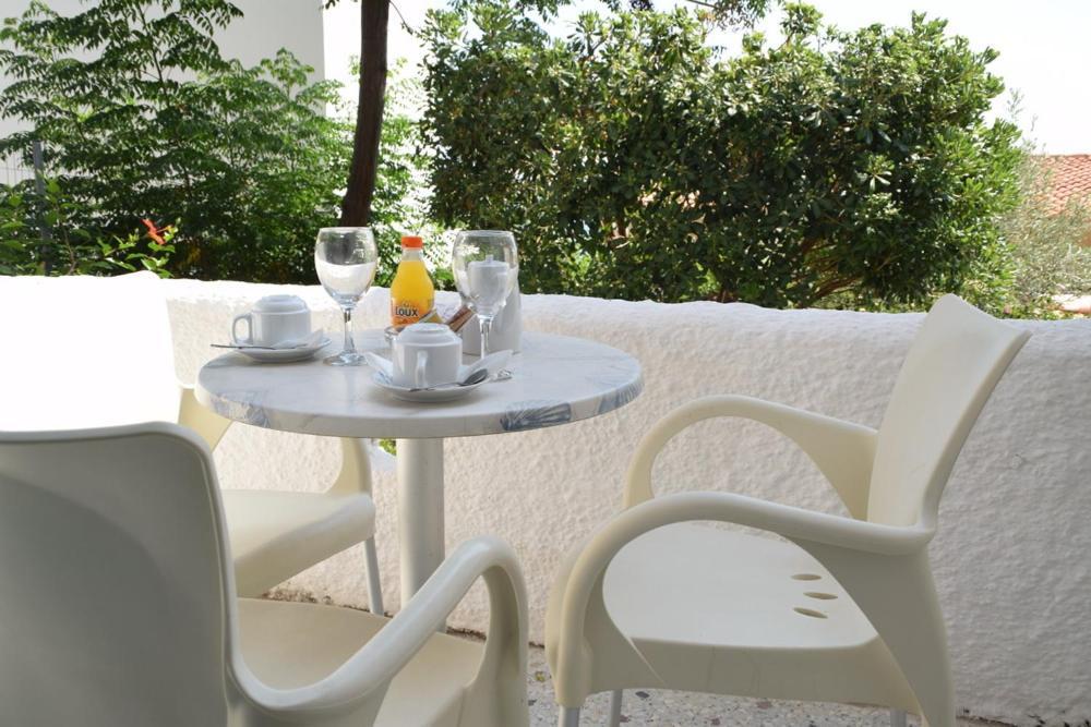 Attica Hotel Ephie Vathi  Exterior photo